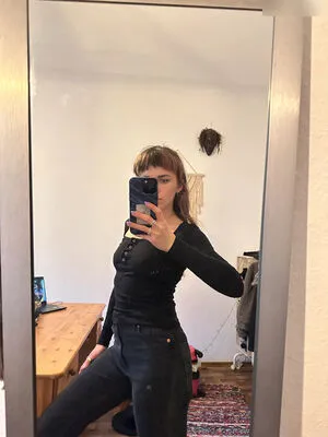 Vinted Ebay OnlyFans Leaked Free Thumbnail Picture - #EsHNLOW8Aw