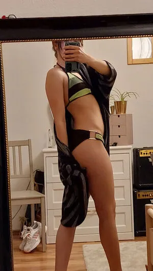 Vinted Ebay OnlyFans Leaked Free Thumbnail Picture - #JLMbxIV7xI