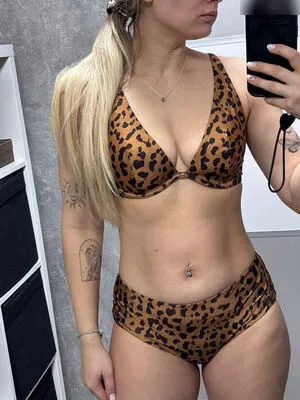 Vinted Ebay OnlyFans Leaked Free Thumbnail Picture - #LLK7Vcnggd