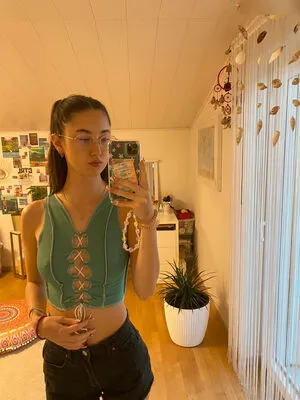 Vinted Ebay OnlyFans Leaked Free Thumbnail Picture - #Na4mGFbcBc