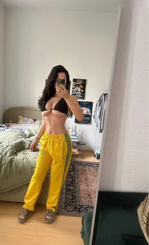 Vinted Ebay OnlyFans Leaked Free Thumbnail Picture - #SADNIC1Gmm