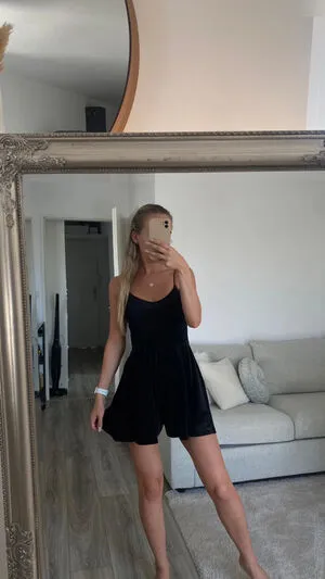 Vinted Ebay OnlyFans Leaked Free Thumbnail Picture - #XqB3j5F614