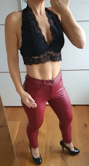 Vinted Ebay OnlyFans Leaked Free Thumbnail Picture - #ZHwfrR5Weg