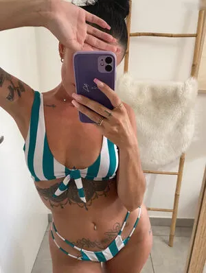 Vinted Ebay OnlyFans Leaked Free Thumbnail Picture - #cnNc07ui93