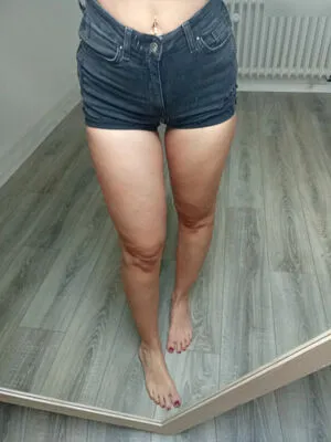 Vinted Ebay OnlyFans Leaked Free Thumbnail Picture - #iLoee2WAR6