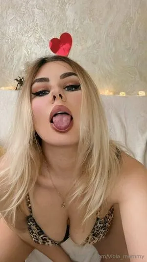Viola Mommy OnlyFans Leaked Free Thumbnail Picture - #RxAvEFP7X4