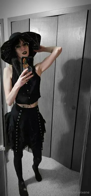 Violavixene OnlyFans Leaked Free Thumbnail Picture - #4YYamqKjsA