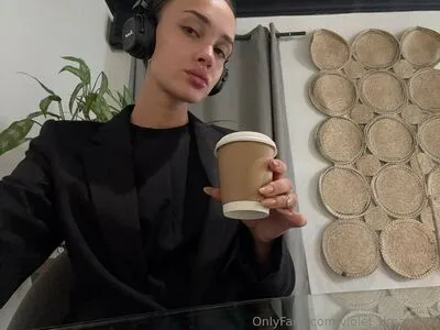 Violet Dreams69 OnlyFans Leaked Free Thumbnail Picture - #ljpItuNVR2