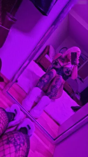 Violet Kush OnlyFans Leaked Free Thumbnail Picture - #obulcyJuiL