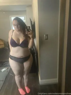 Violetsimmonsfree OnlyFans Leaked Free Thumbnail Picture - #1OWIaWyIqc