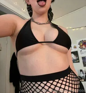 Violetwinter666 OnlyFans Leaked Free Thumbnail Picture - #NoPidEsG0r