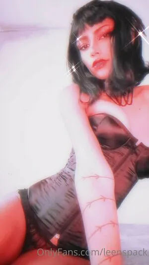 Viollet Collins OnlyFans Leaked Free Thumbnail Picture - #eisgENhC0b