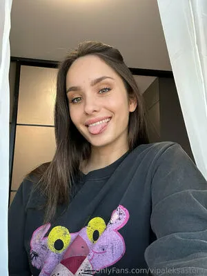 Vipaleksastone OnlyFans Leaked Free Thumbnail Picture - #0XWiUGY6Y3