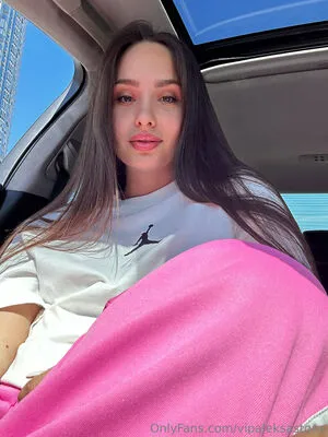 Vipaleksastone OnlyFans Leaked Free Thumbnail Picture - #ZLwc7K6ngX