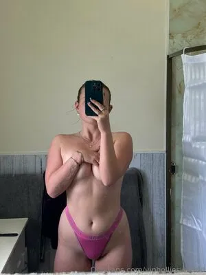 Vipholliesworldd OnlyFans Leaked Free Thumbnail Picture - #4luY2KpKN7