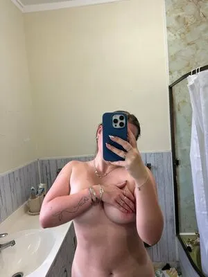 Vipholliesworldd OnlyFans Leaked Free Thumbnail Picture - #iYrTxLDrWV