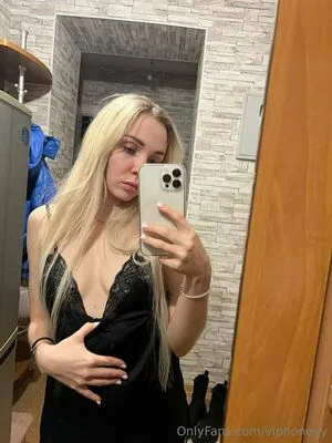 Viphoneyy OnlyFans Leaked Free Thumbnail Picture - #b5QGphUTwk