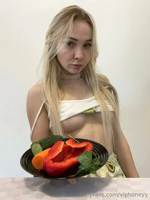 Viphoneyy OnlyFans Leaked Free Thumbnail Picture - #scpjo1UGOU