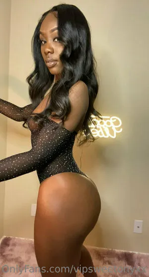 Vipsweetonyxx OnlyFans Leaked Free Thumbnail Picture - #YQpTKcQ5n2