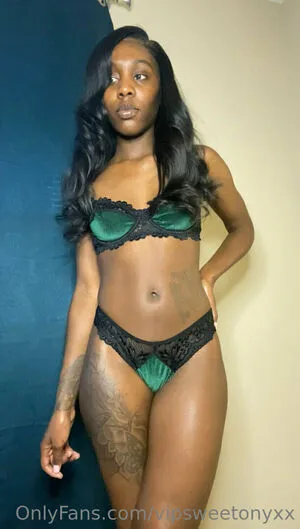 Vipsweetonyxx OnlyFans Leaked Free Thumbnail Picture - #ydzPMhKk9b