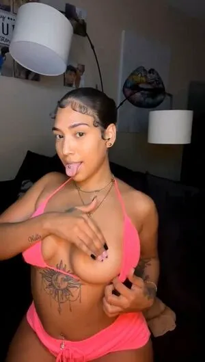 Virdiisunique OnlyFans Leaked Free Thumbnail Picture - #D0gYaHDs2a