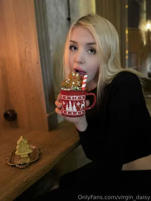 Virgin Daisy OnlyFans Leaked Free Thumbnail Picture - #0xdV36KQDN