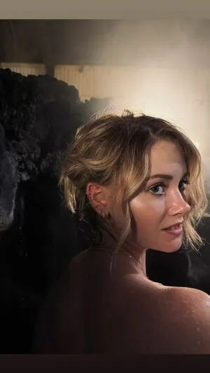 Virginia Gardner OnlyFans Leaked Free Thumbnail Picture - #7fo98cniWH