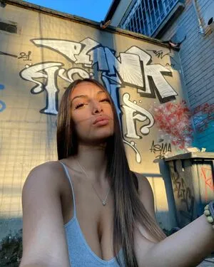 Virginia Manieri OnlyFans Leaked Free Thumbnail Picture - #fD2c39Rjdq