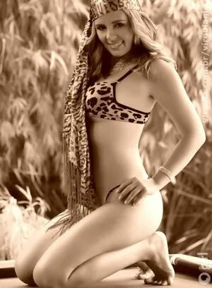 Virgula Girl OnlyFans Leaked Free Thumbnail Picture - #oUAuDLNKLa