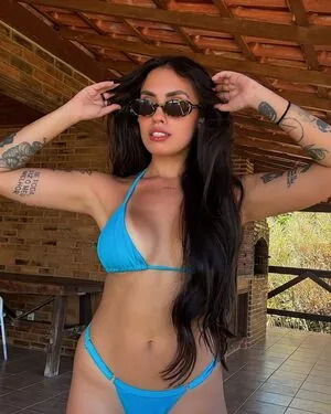 Vitoria Marcilio OnlyFans Leaked Free Thumbnail Picture - #6keSzquhZ0