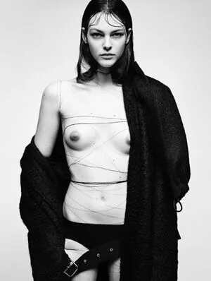 Vittoria Ceretti OnlyFans Leaked Free Thumbnail Picture - #4eM4blMObW