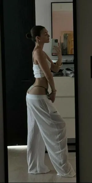 Vittoria Ceretti OnlyFans Leaked Free Thumbnail Picture - #l21AI9Asch