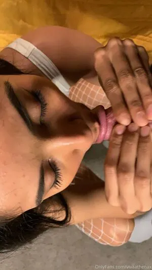 Vivaathenax OnlyFans Leaked Free Thumbnail Picture - #9Dq1b5Sm9O