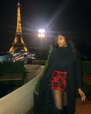 Vivi OnlyFans Leaked Free Thumbnail Picture - #CgjkLnWthc