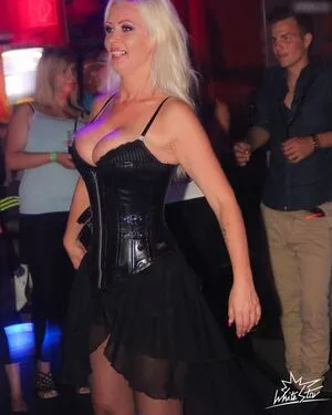 Vivian Schmitt OnlyFans Leaked Free Thumbnail Picture - #I56m4Db2S5