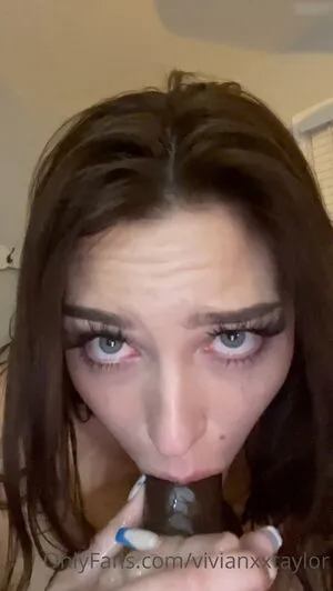 Vivian Taylor OnlyFans Leaked Free Thumbnail Picture - #fksGmJ8zTs