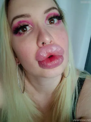 Vivian_Rose OnlyFans Leaked Free Thumbnail Picture - #9soeHixqnp
