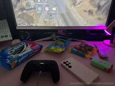 Vivianxxtaylor OnlyFans Leaked Free Thumbnail Picture - #EOg7aWEhVw