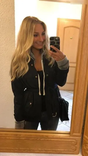 Viviengo OnlyFans Leaked Free Thumbnail Picture - #HPTv576T2U