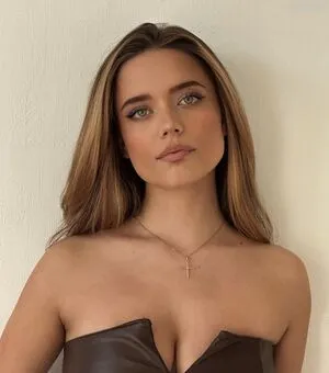 Vivienne Gr OnlyFans Leaked Free Thumbnail Picture - #1a1W5U643f