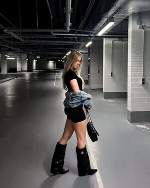 Vivienrh OnlyFans Leaked Free Thumbnail Picture - #JPGSVQBACV