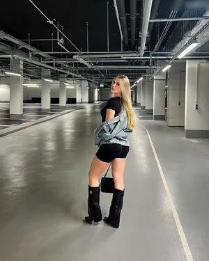 Vivienrh OnlyFans Leaked Free Thumbnail Picture - #Ml35qWBukV