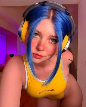 Vixenp OnlyFans Leaked Free Thumbnail Picture - #koi8rn3l1y