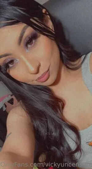 Vixkythixky OnlyFans Leaked Free Thumbnail Picture - #ASQCRPB4b2