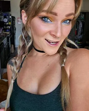 Vixyy64 OnlyFans Leaked Free Thumbnail Picture - #Ege0hawi13