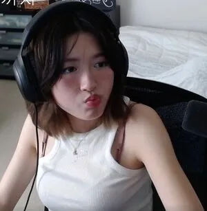 Vkimm OnlyFans Leaked Free Thumbnail Picture - #fcJ0lp5fOj