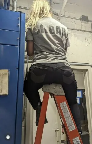 Volts Tats And Hardhats OnlyFans Leaked Free Thumbnail Picture - #AoWK8mXm5O