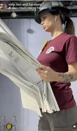 Volts Tats And Hardhats OnlyFans Leaked Free Thumbnail Picture - #xoUgWFkGGE