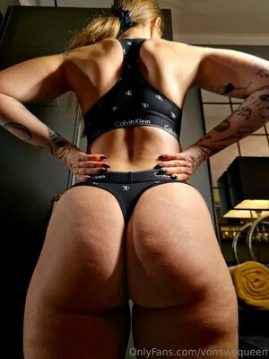 Vonswequeen OnlyFans Leaked Free Thumbnail Picture - #9Ucs28vW8L