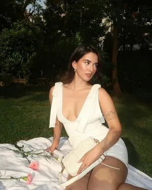 Vrinda Suri OnlyFans Leaked Free Thumbnail Picture - #5pEcn3eM0n